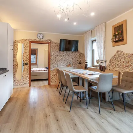 Apartman Elena & Milva *