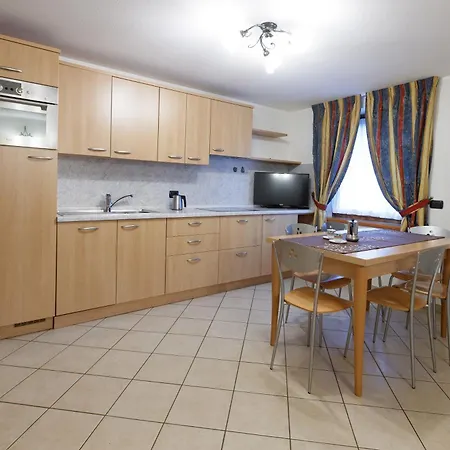 Apartman Elena & Milva *