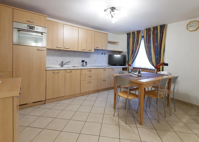 Apartment Elena & Milva *